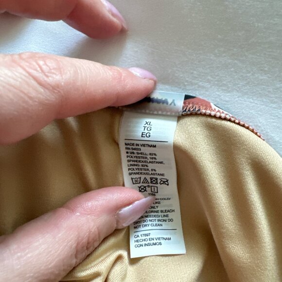 Old Navy Animal Print Bikini bottoms New with tags! animal print swimsuit - Picture 6 of 7